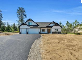 17527 W Tamboti Ct, Hauser, ID 83854
