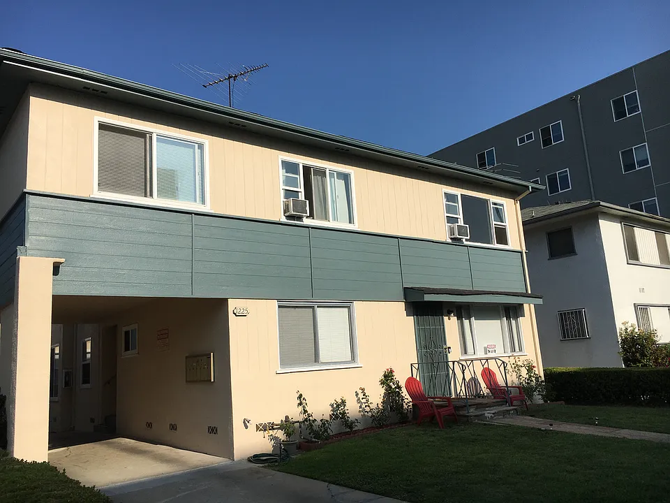 1225 S Bedford St #5