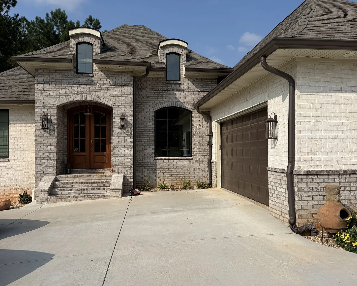 White Meadow Ct, Simpsonville — Photo 1