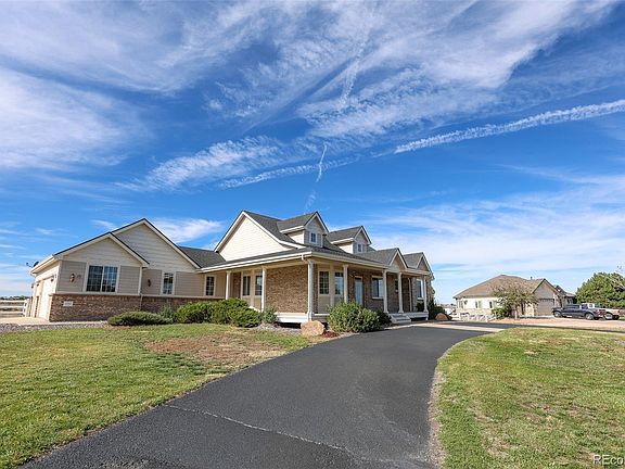 2nd image of 15063 Lindark Street