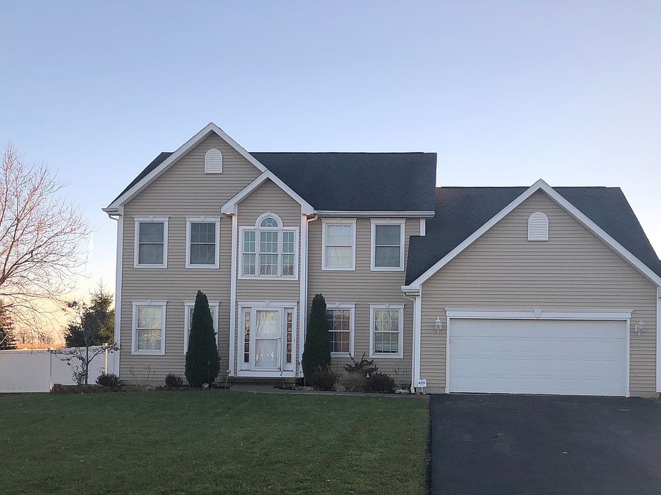 1st image of 101 Barberry Ln