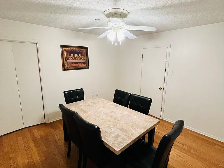 9410 Vienna Ave — Photo 12
