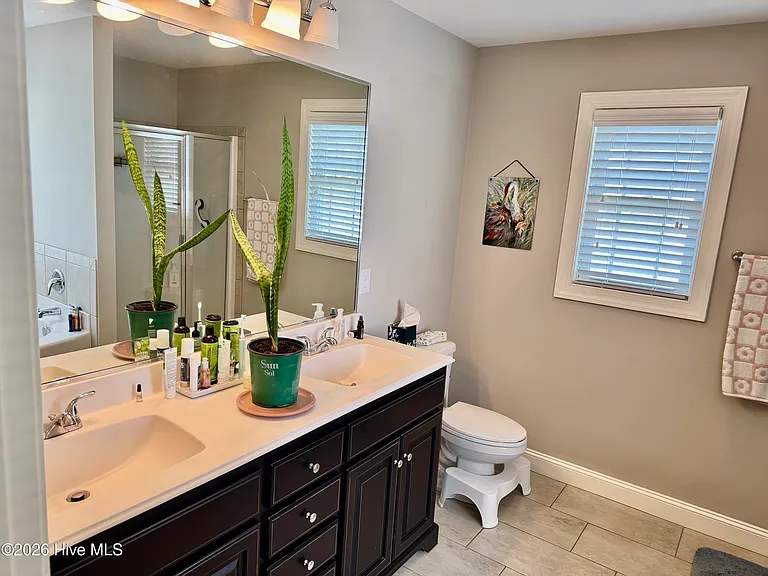 683 Brookfield Dr — Photo 12