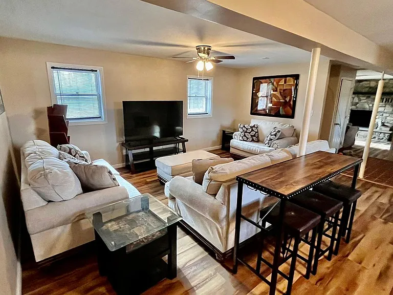 21 Basswood Ct — Photo 8