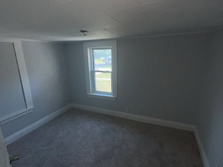1365 Rutledge St — Photo 6