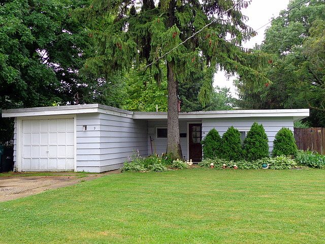 1st image of 9 Harvey Ave
