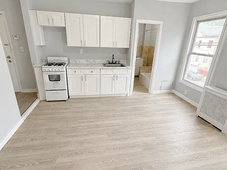 199 Parker St #2 — Photo 3