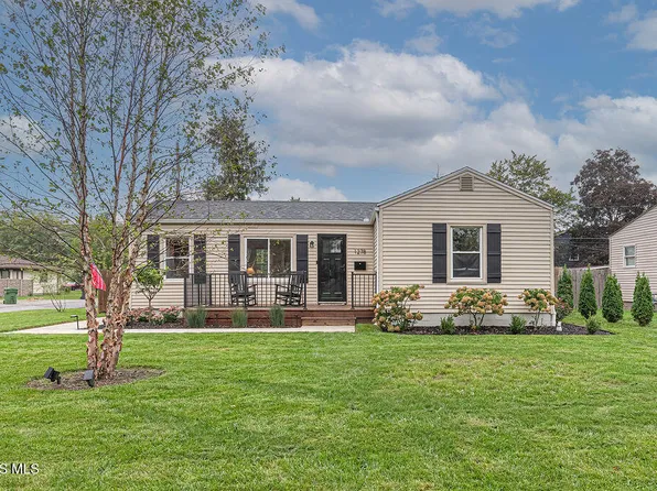 1278 Scott St, Maumee, OH 43537