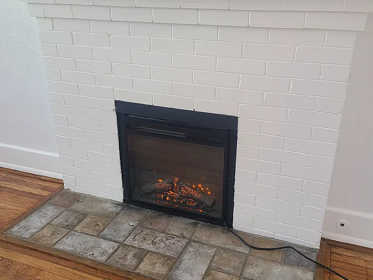 1618 Meade Ave — Photo 4