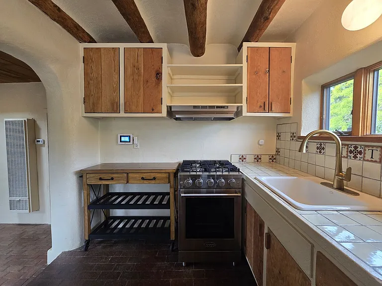 617 Don Felix St #A — Photo 9