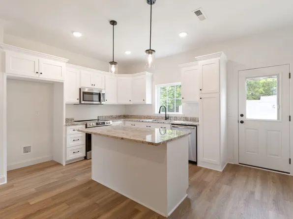 408 Hatcher Ln, Columbia, TN 38401