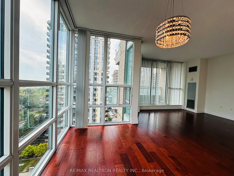 29 Pemberton Ave #1209 — Photo 4