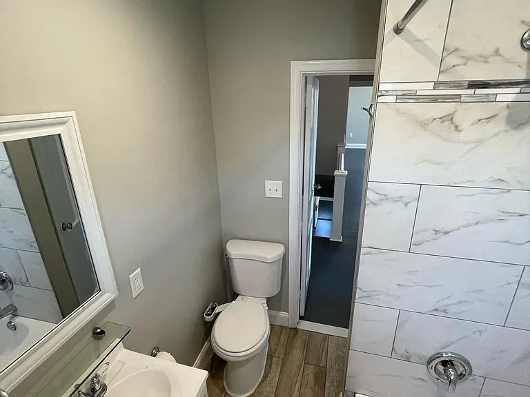 626 N York Rd #624 — Photo 11