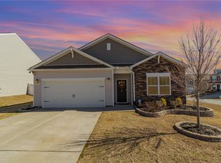 100 Fountain Oak Ln, Easley, SC 29642