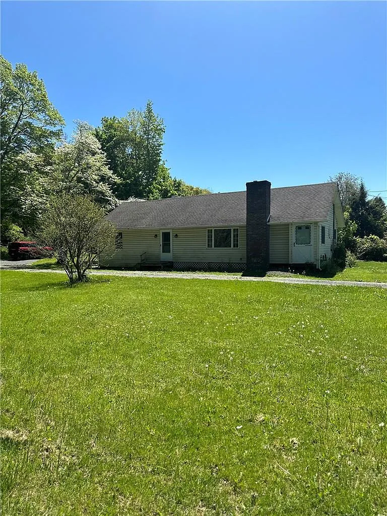 1176 Union Avenue photo 1