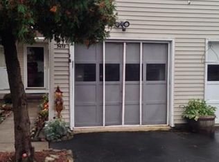 5673 Running Brook Rd, Farmington, NY 14425