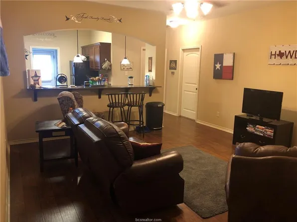 3318 General Pkwy, College Station, TX 77845