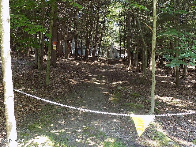 1st image of 79 Wallenpaupack Dr
