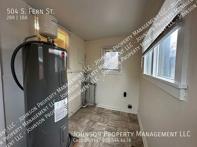 504 S Fern St — Photo 9