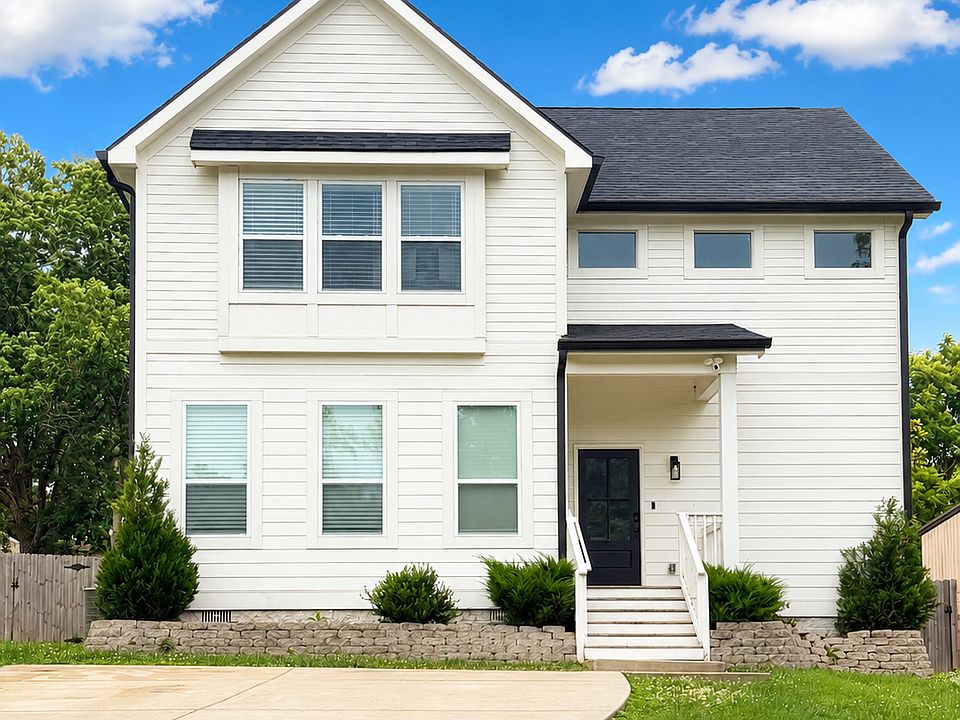 1st image of 3828 E Ridge Dr