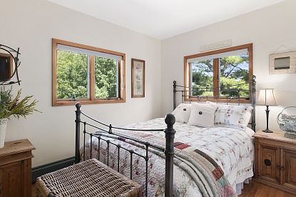 5th image of 211 Greenwich St