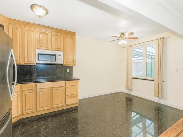 451 100th Street image 9 of 28