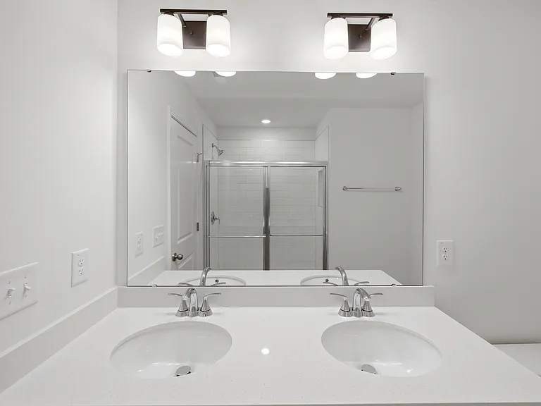 210 Parker Ln — Photo 22
