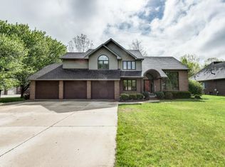4076 Pine Ridge Dr, Fort Gratiot, MI 48059