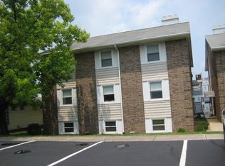 8942 E Hatchery Rd APT 3, Syracuse, IN 46567