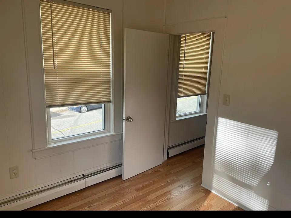 105 Prospect St #3