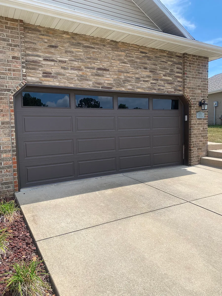 Building Photo - 708 Pinhook Dr