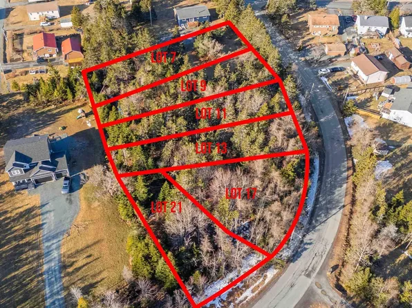 21 Murray Rd, Halifax, NS B3G 1S3