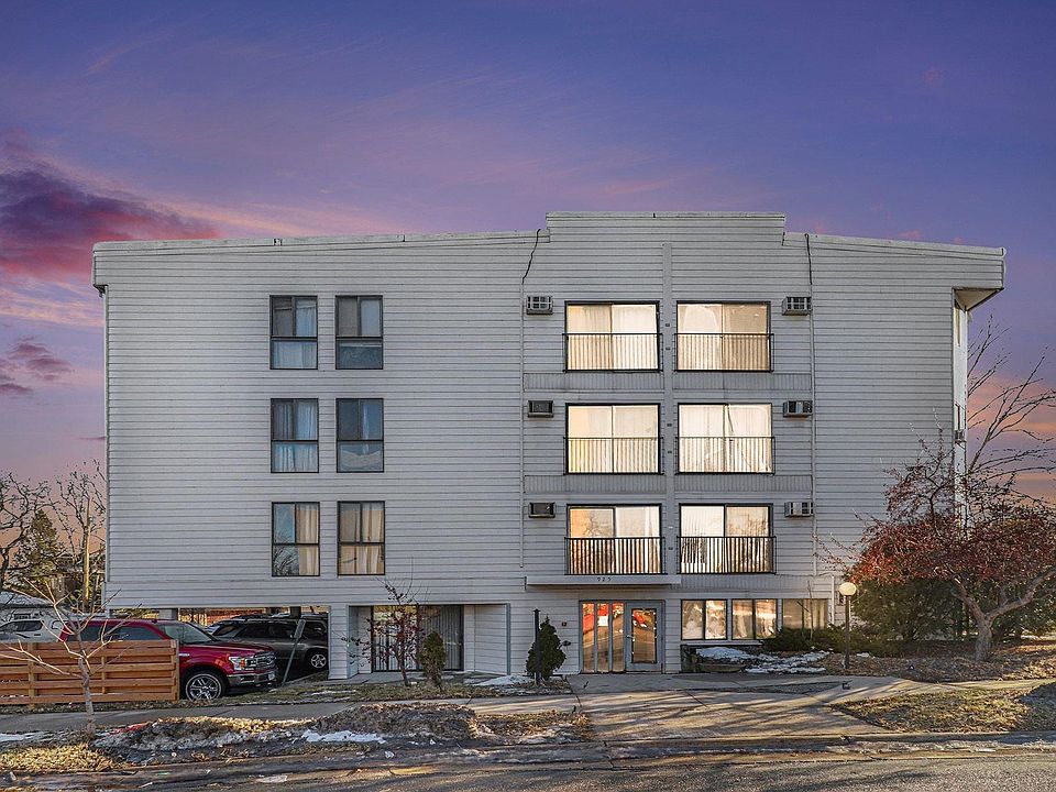 1st image of 925 30th Ave S APT 204