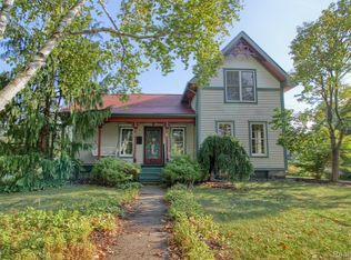 335 W Lake St, South Lyon, MI 48178