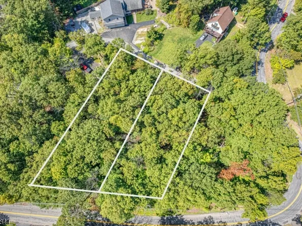 7 Splitrock Ln, Vernon Twp., NJ 07461