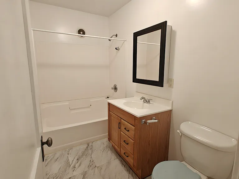 1232 Marshall Ave — Photo 9