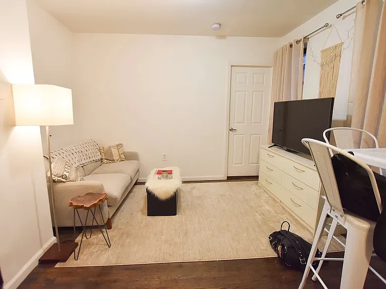 155 E 92nd St #6 — Photo 2