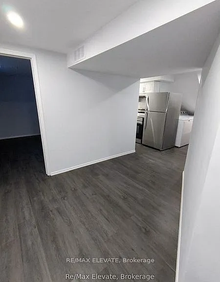 64 Wharnsby Dr — Photo 2