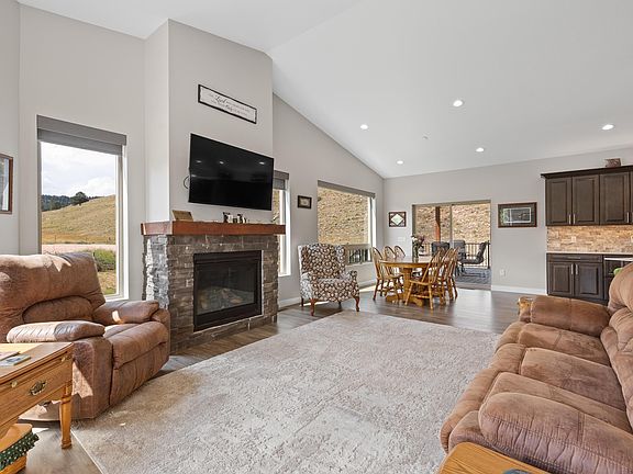 2nd image of 14151 Saddle Hill Dr