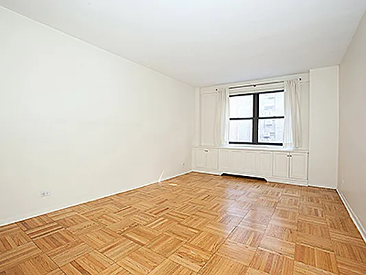 Rented by Sotheby's International Realty | media 19