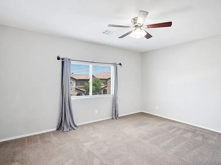7416 Amesbury St — Photo 25