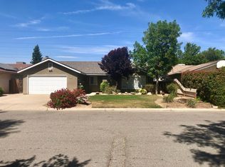 5438 W Sample Ave, Fresno, CA 93722