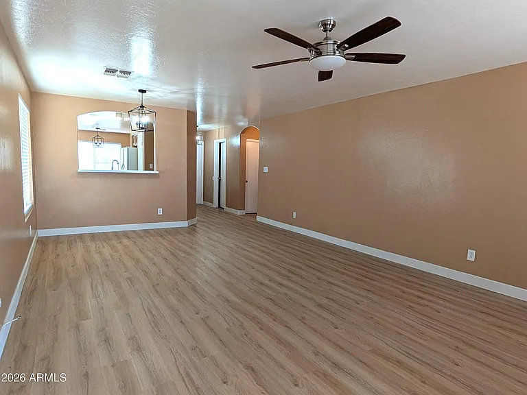 13216 W Mauna Loa Ln — Photo 9