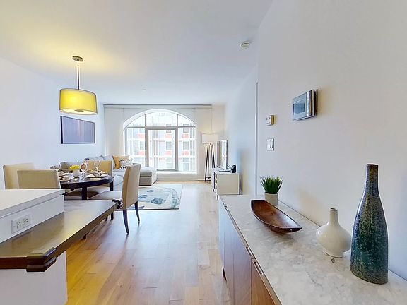 2nd image of 2-17 51st Ave #503