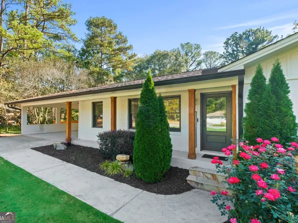 390 Crossville Ct, Roswell, GA 30076