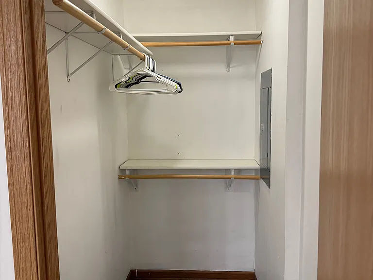 503 E Oliver St — Photo 15