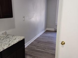 129 3rd St #3, Passaic, NJ 07055