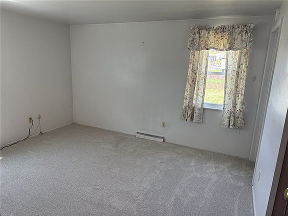 5th image of 24 Fosterville Rd