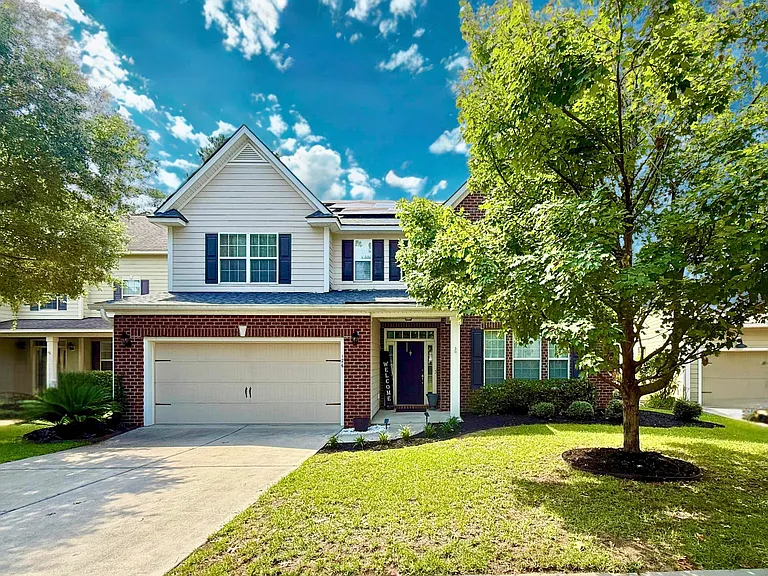 126 Comiskey Park Cir — Photo 1