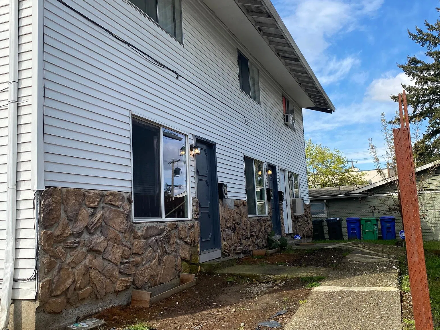 NE 82nd Ave, Portland — Photo 1